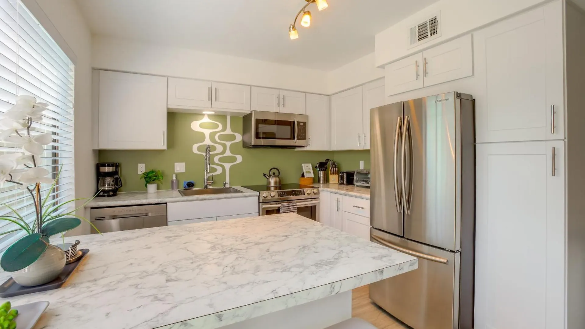 شقة Palm Springs Abode With Pool Access, Near Golfing